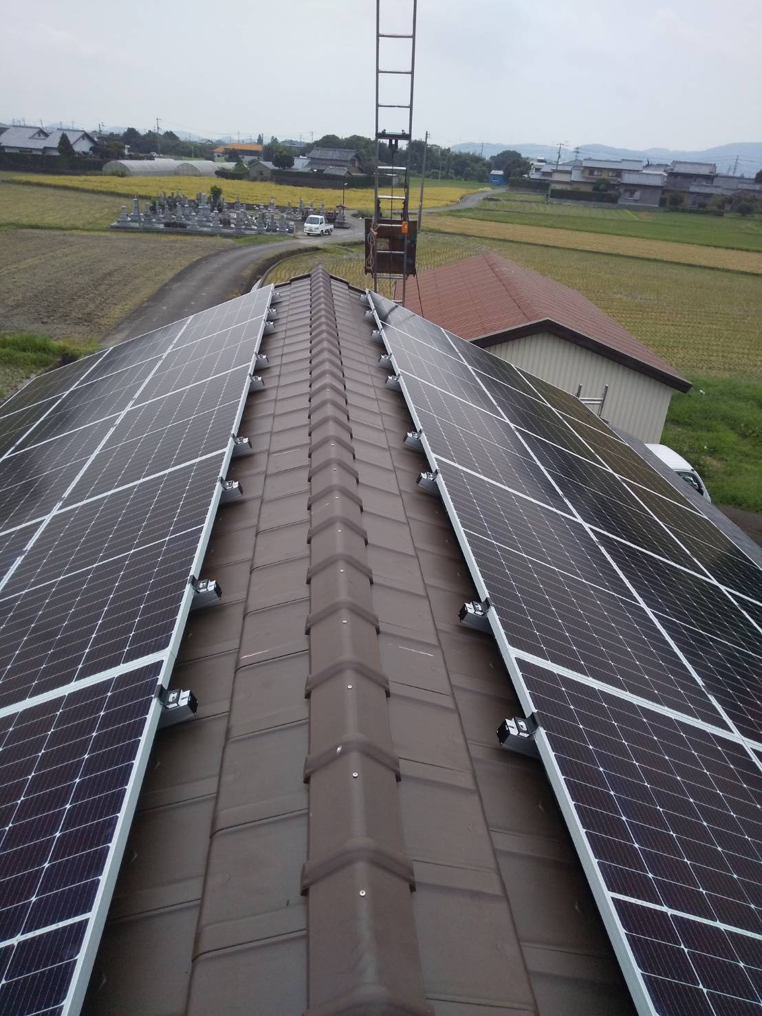 徳島　太陽光発電パネル設置　支持瓦工法